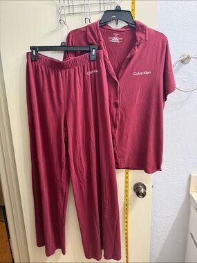 Calvin Klein Wine Red Short-Sleeve Button Pajama Set